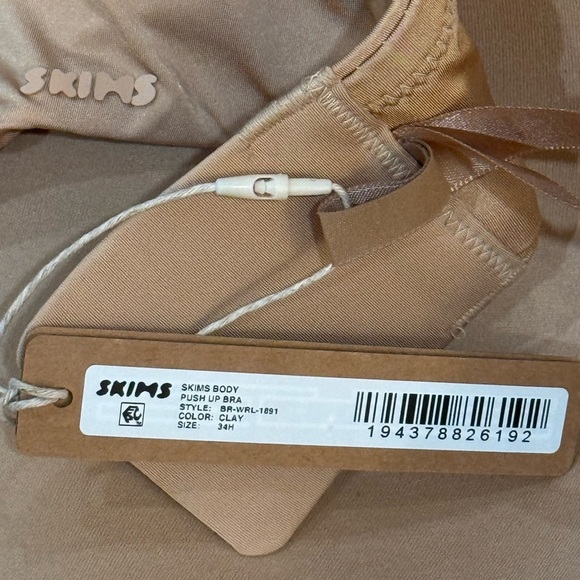 Skims Body Wireless Form Push Up Plunge Bra 34H Clay NWT - Picture 6 of 7